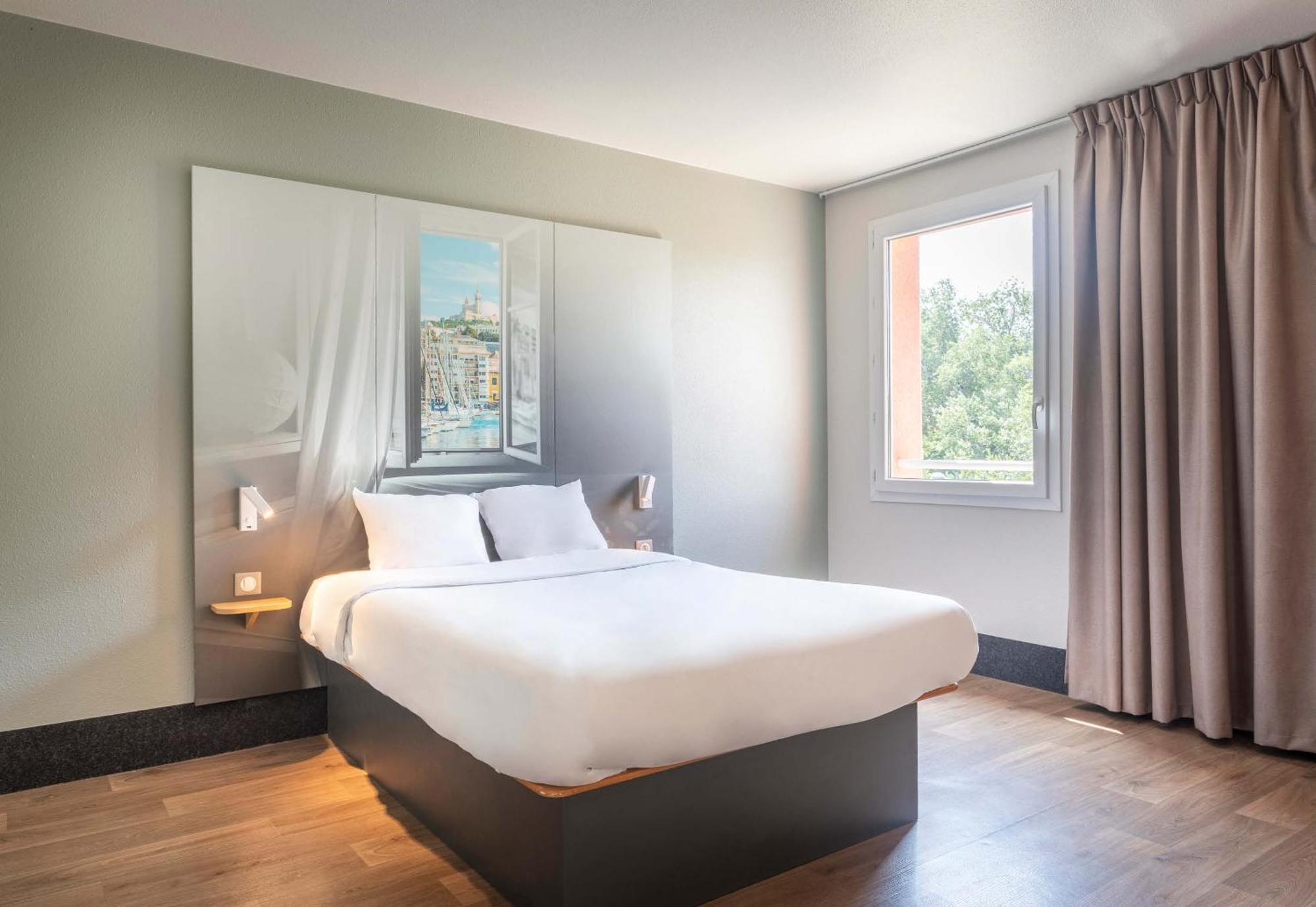 B&B Hotel Marseille Aeroport Saint-Victoret Экстерьер фото
